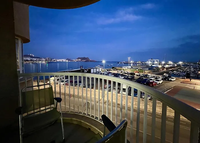 Villa Anita, Primera Linea De Playa En La Mejor Zona De Aguilas